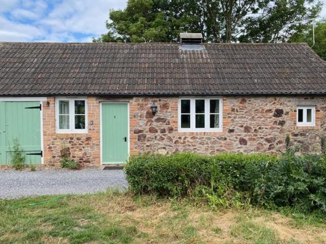 Lodge 1, The Grange Wick  Luaran gambar